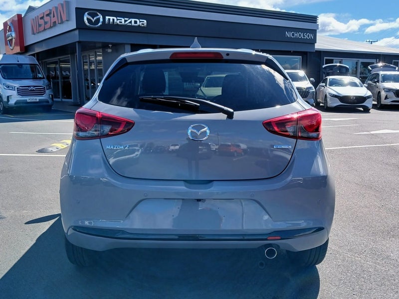 2026 Mazda 2 GSX image 5