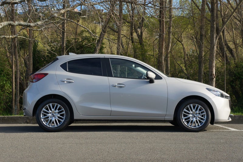 2026 Mazda 2 K HATCH GSX 1.5 6AT image 2