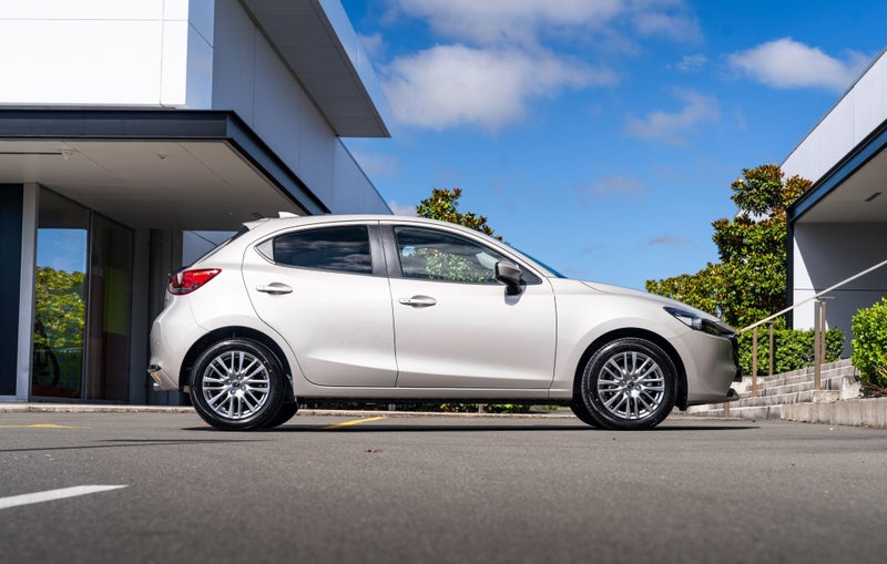 2026 Mazda 2 Limited 1.5L AUTO image 2