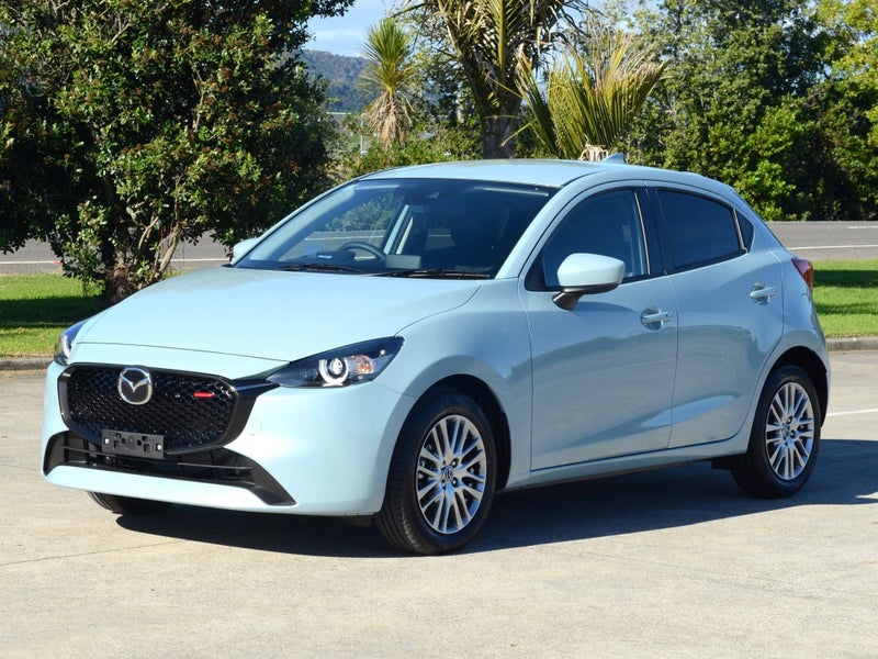 2026 Mazda 2 Limited image 3