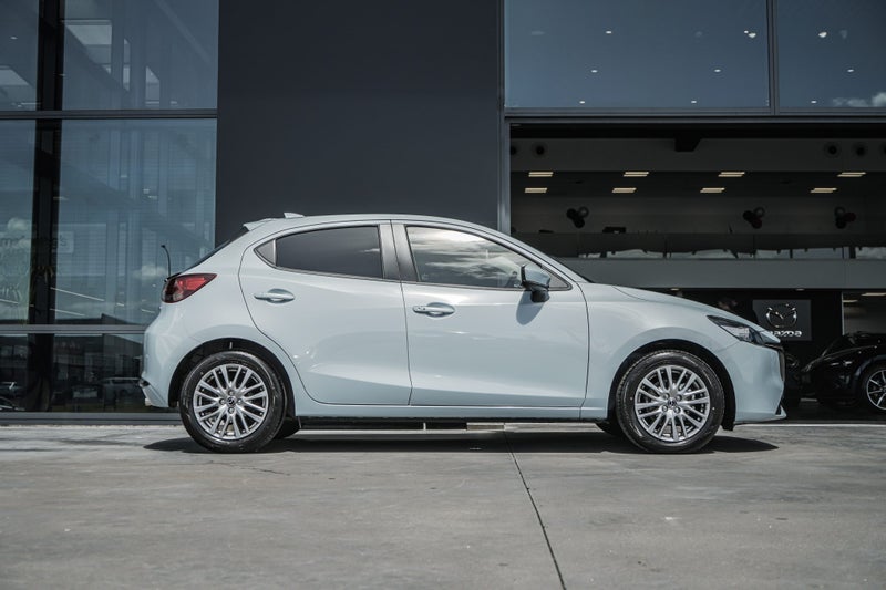 2026 Mazda 2 Limited image 5
