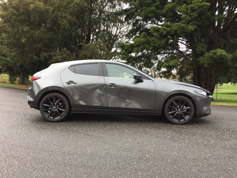 2026 Mazda 3 HOMURA 2.5L HATCH image 4