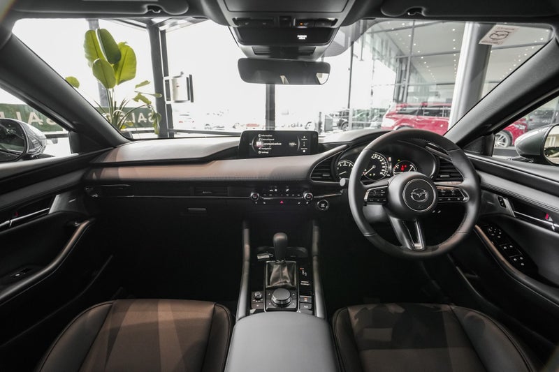 2026 Mazda 3 Homura 2.5P/6At image 3