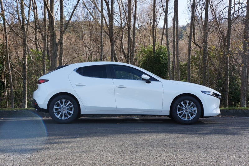 2026 Mazda 3 L HATCH 2.0 GSX 6AT image 2