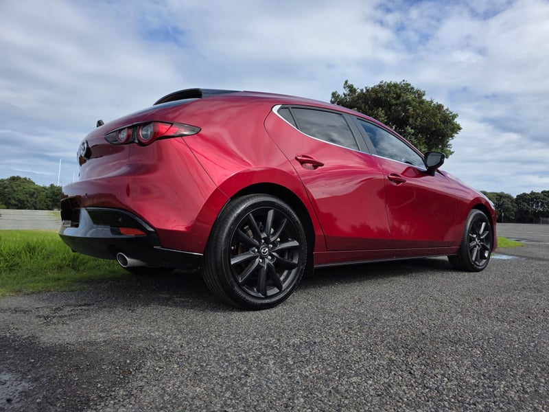 2026 Mazda 3 SP25 2.5P/6AT image 2