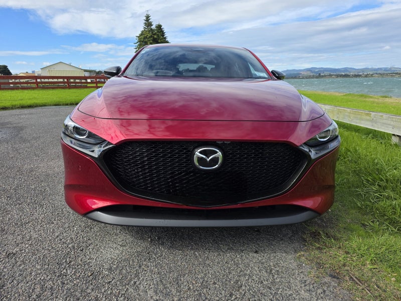 2026 Mazda 3 SP25 2.5P/6AT image 3