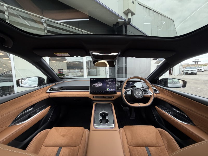 2026 Mazda 6e Takami 78kWh 190kW RWD BEV image 5
