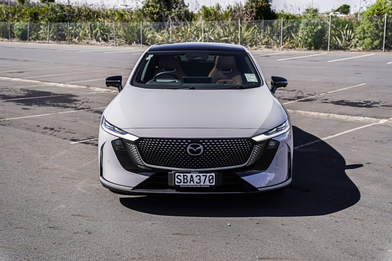2026 Mazda 6e Takami 78Kwh image 2
