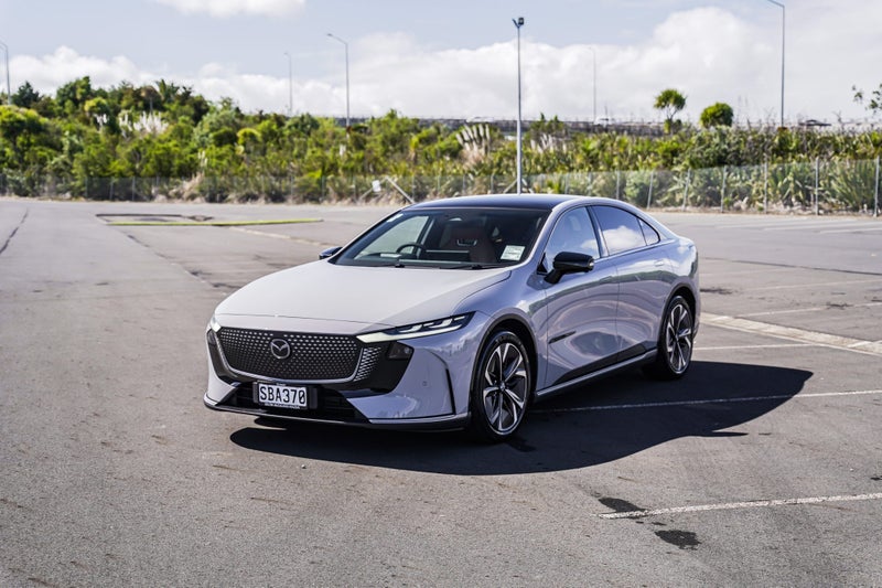 2026 Mazda 6e Takami 78Kwh image 3