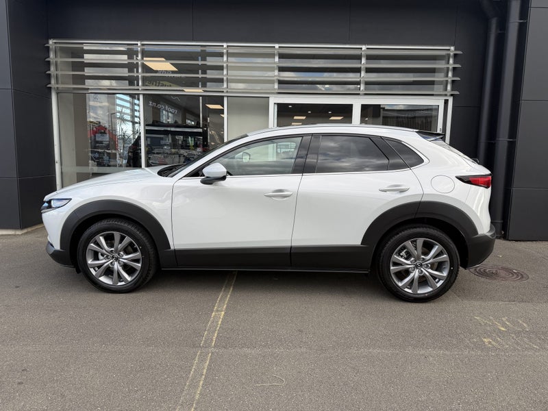 2026 Mazda CX-30 2.5 Limited AWD 6AT image 4