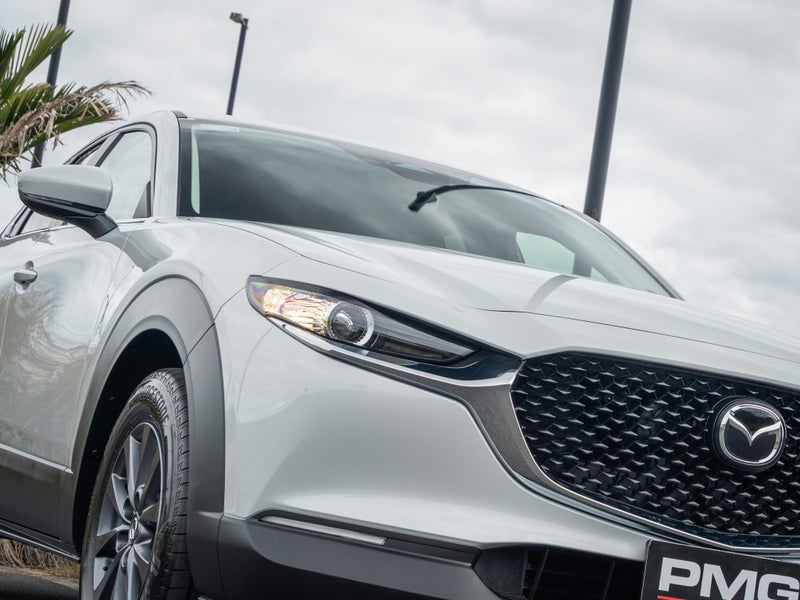 2026 Mazda CX-30 GSX 2.0 FWD BLK TRIM image 3
