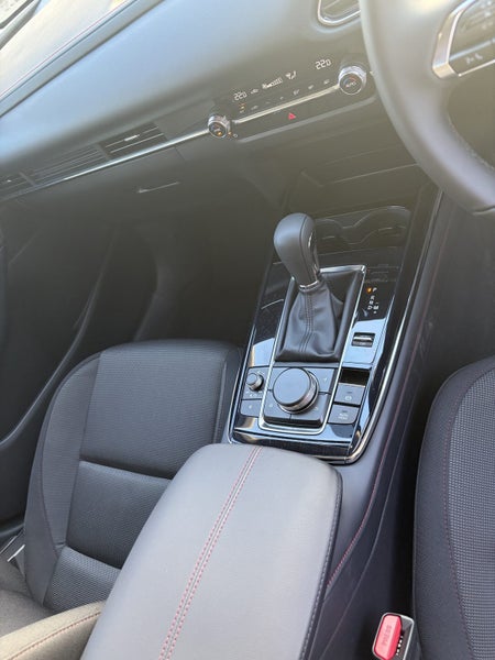 2026 Mazda CX-30 SP25 2.5lt FWD image 2
