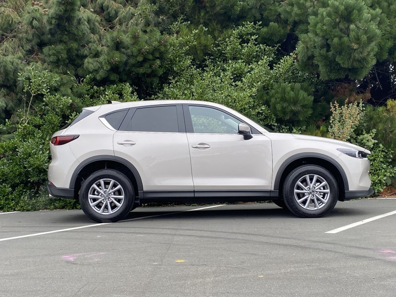 2026 Mazda CX-5 AWD 2.5L GSX 6AT Petrol image 4
