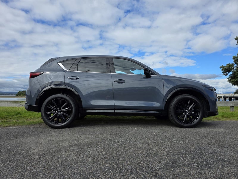 2026 Mazda CX-5 AWD 2.5L Limited 6AT P image 4