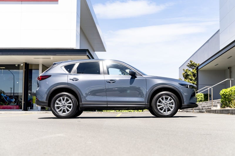 2026 Mazda CX-5 GSX AWD 2.5 Auto (M-Series) image 3
