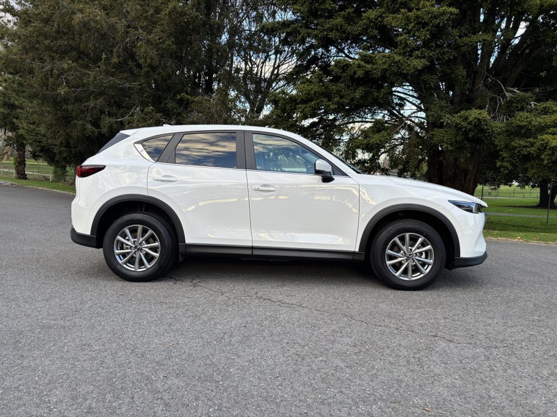 2026 Mazda CX-5 GSX AWD 2.5L PETROL image 4