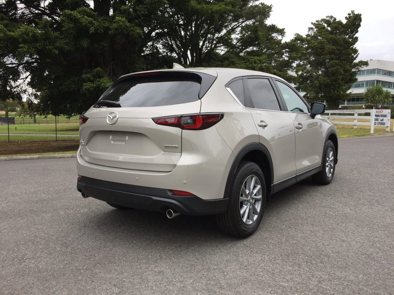 2026 Mazda CX-5 GSX AWD 2.5L PETROL image 5