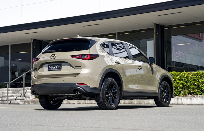 2026 Mazda CX-5 GSX BLACK EDITION AWD 6 SPEED image 2