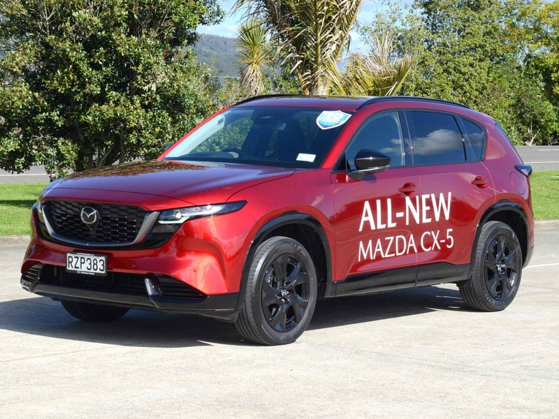 2026 Mazda CX-5 Homura 2.5 AWD image 3