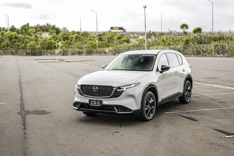 2026 Mazda CX-5 HOMURA AWD image 3