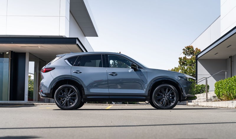 2026 Mazda CX-5 Limited 2.5 AWD (M-Series) image 2