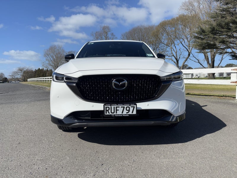 2026 Mazda CX-5 LIMITED AWD 2.5L PETROL image 2