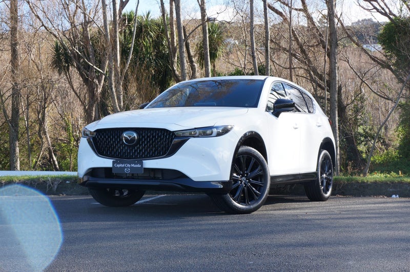 2026 Mazda CX-5 M AWD 2.5L LTD 6AT P image 4