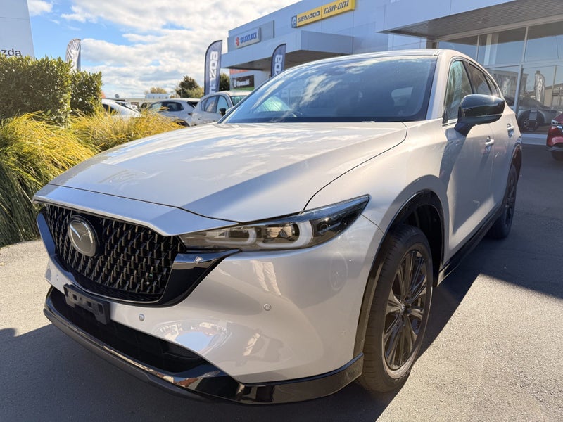 2026 Mazda CX-5 M AWD LTD 2.5 6AT PETROL image 3