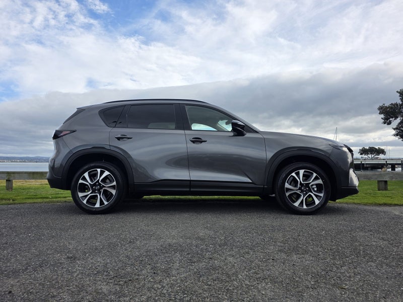 2026 Mazda CX-5 SP 2.5 PETROL AWD image 3