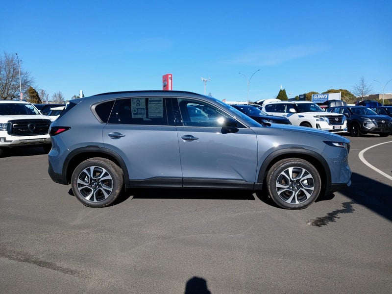 2026 Mazda CX-5 SP image 3