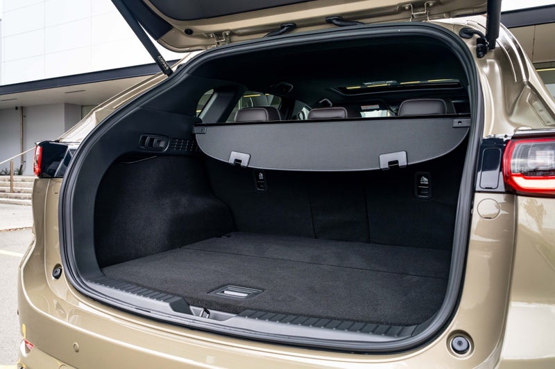 2026 Mazda CX-5 TAKAMI AWD TURBO BLACK EDITION image 5