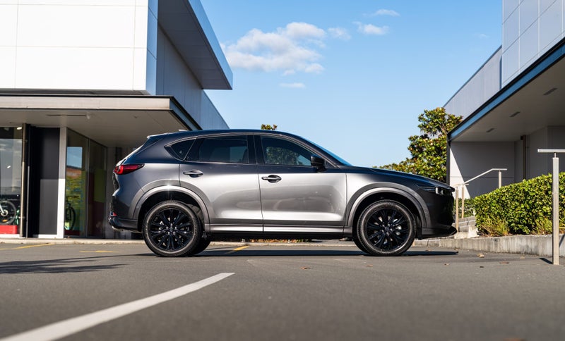 2026 Mazda CX-5 TAKAMI AWD TURBO BLACK EDITION image 3