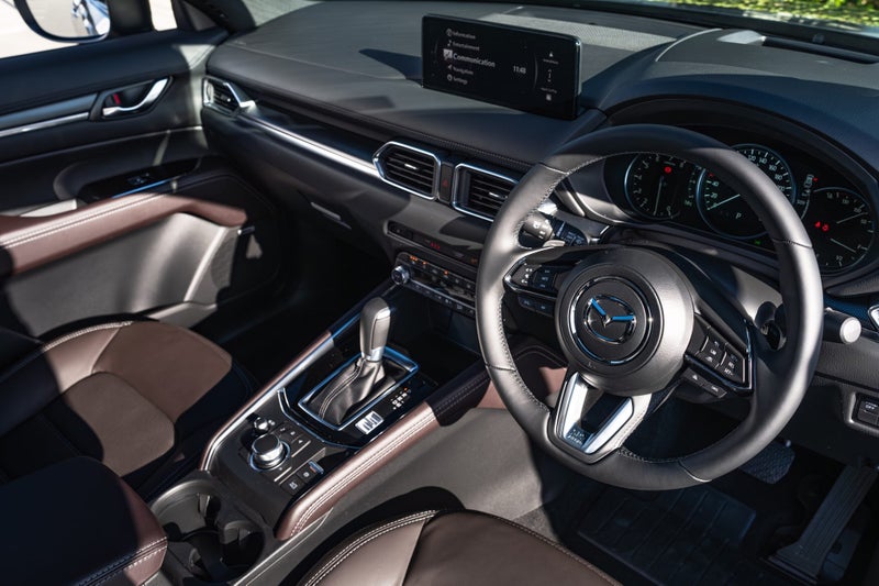 2026 Mazda CX-5 TAKAMI AWD TURBO BLACK EDITION image 5