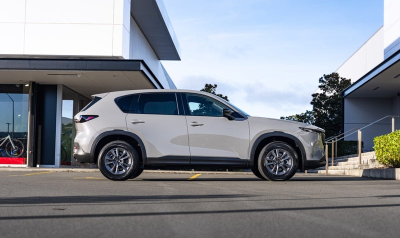2026 Mazda CX-5 TOURING 2.5 AWD (N-Series) image 4