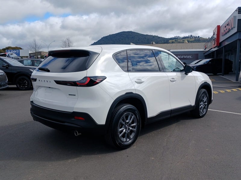 2026 Mazda CX-5 Touring image 4