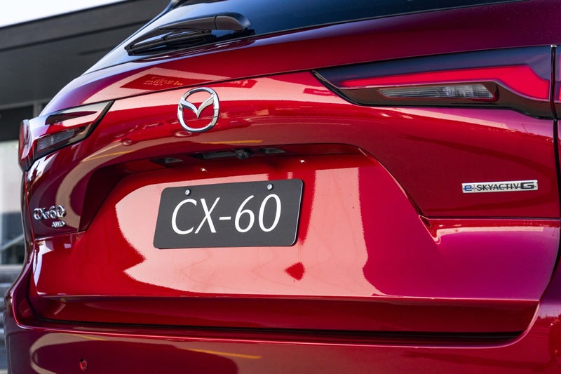 2026 Mazda CX-60 HOMURA 3.3L HYBRID 8 Speed image 4