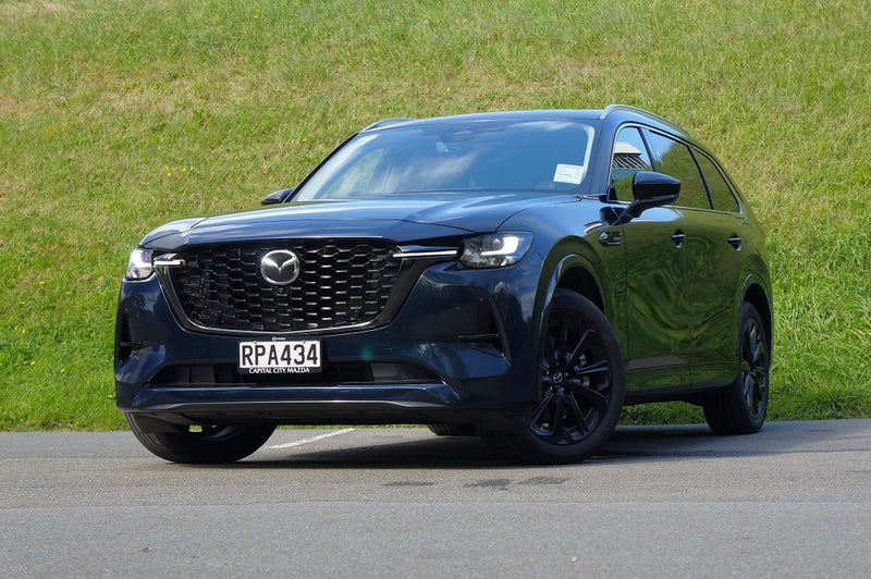 2026 Mazda CX-80 AWD 2.5L PHEV HOMURA 8AT image 4