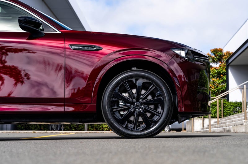 2026 Mazda CX-80 HOMURA 2.5L PHEV 8 Speed AWD image 3