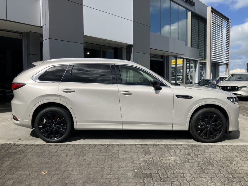2026 Mazda CX-80 Homura 3.3Pmht/Awd image 3
