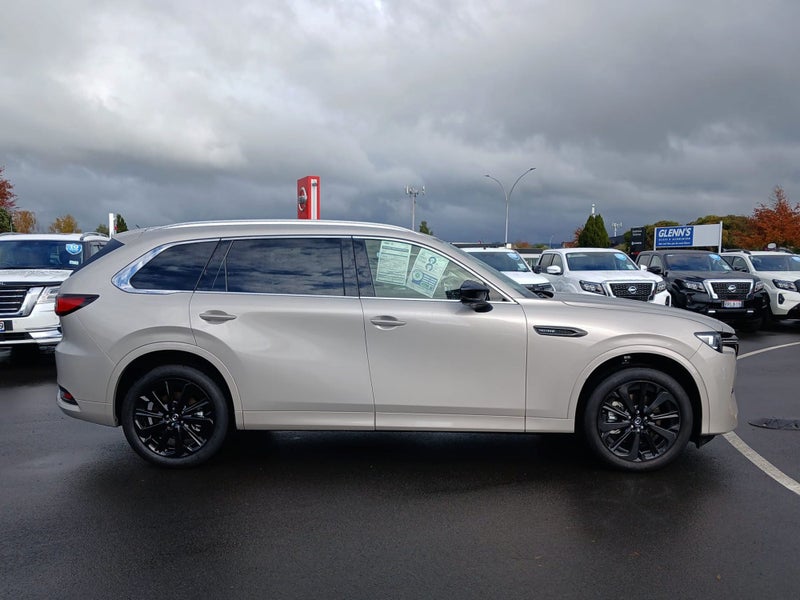 2026 Mazda CX-80 Homura AWD image 3