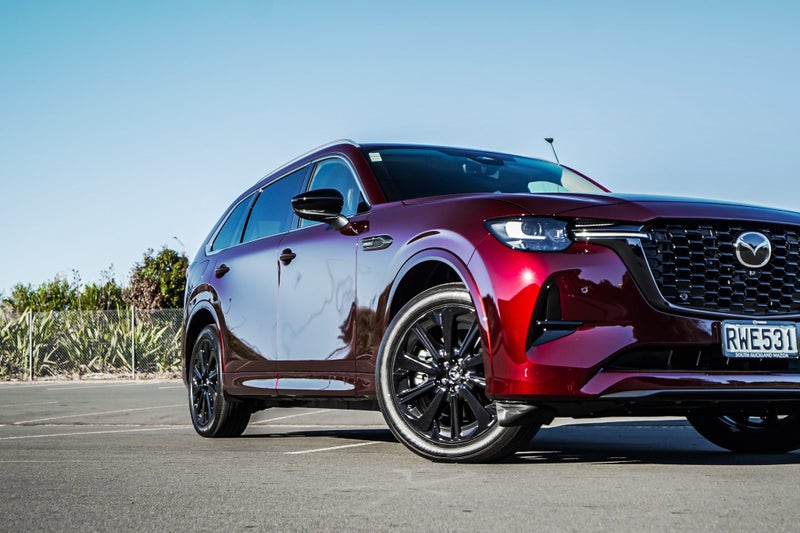 2026 Mazda CX-80 HOMURA PHEV AWD image 4