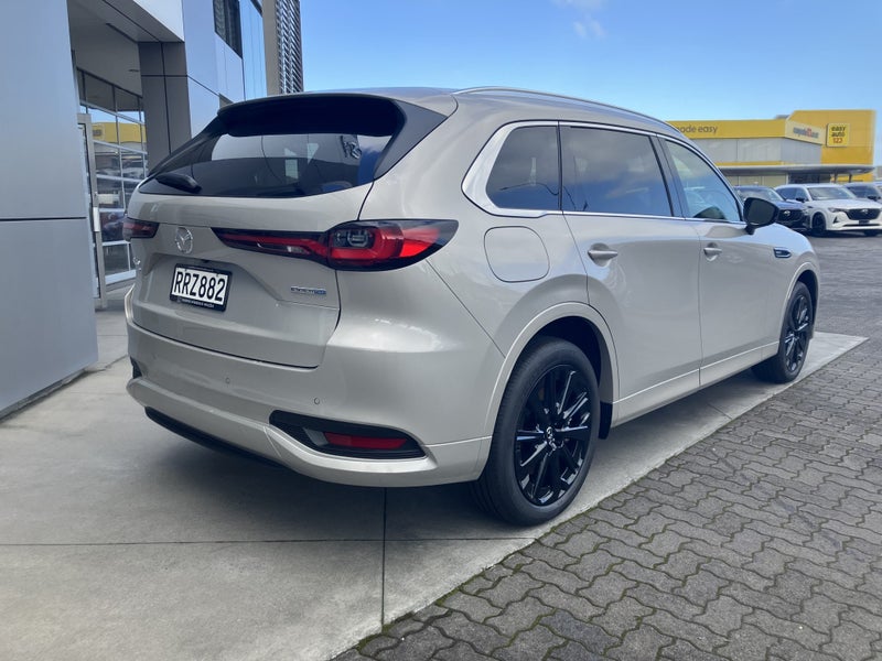 2026 Mazda CX-80 Homura Phev/Awd/8At image 4