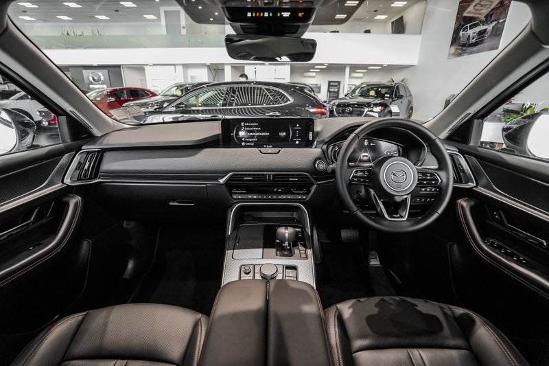 2026 Mazda CX-80 Homura Phev/Awd/8At image 2