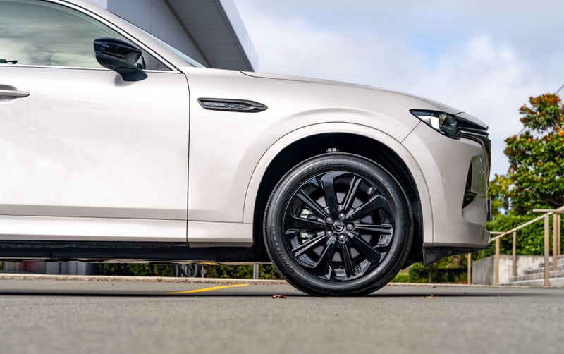 2026 Mazda CX-80 SP PHEV AWD 8AT image 3