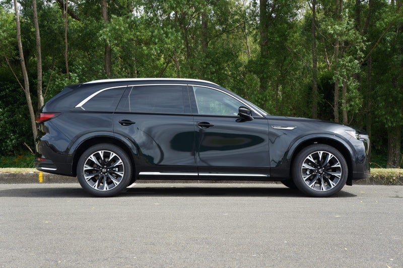 2026 Mazda CX-90 AWD 3.3L Takami 8AT M Hybrid image 5