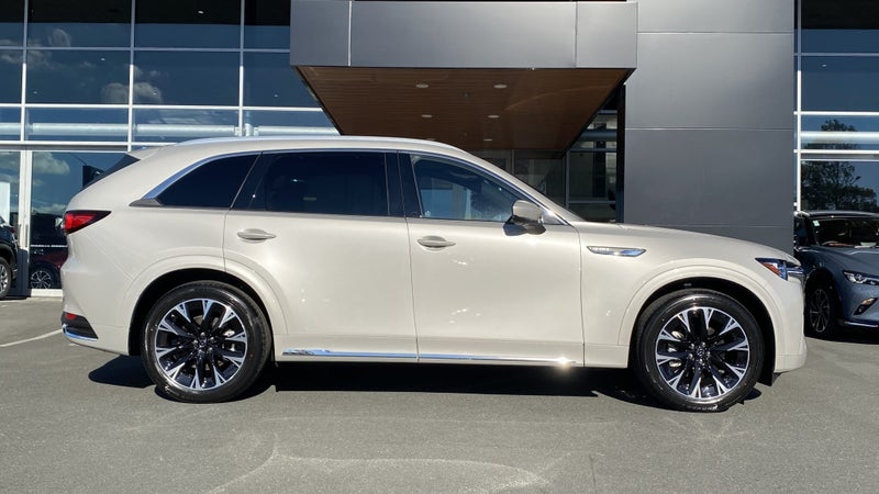 2026 Mazda CX-90 Takami 3.3Pmht/4Wd image 2