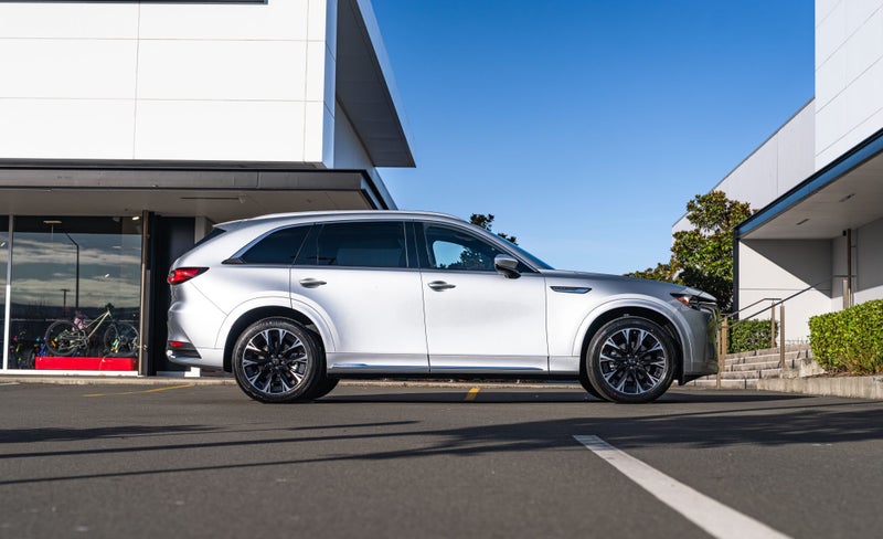 2026 Mazda CX-90 Takami AWD 3.3 Hybrid image 2