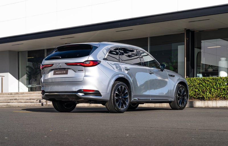 2026 Mazda CX-90 Takami AWD 3.3 Hybrid image 3