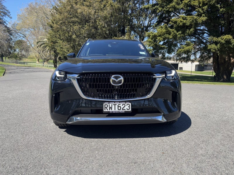 2026 Mazda CX-90 TAKAMI AWD 3.3L HYBRID image 2