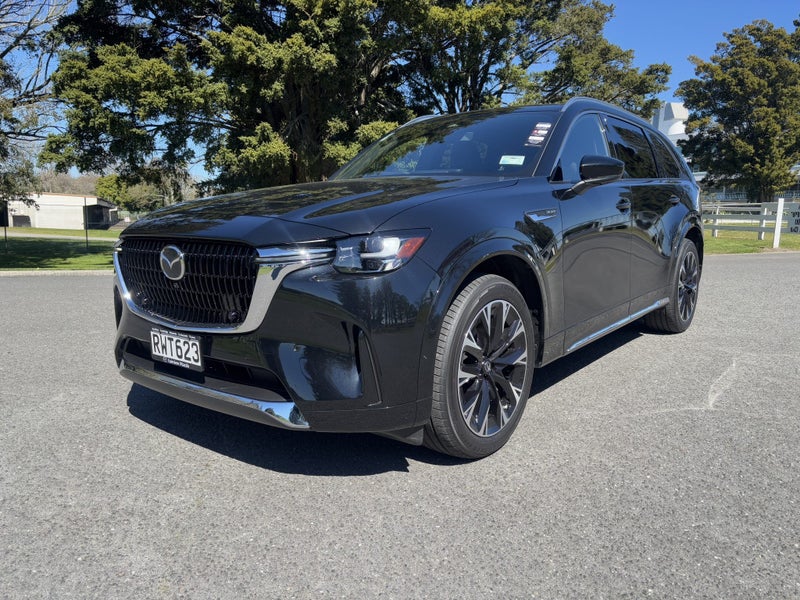 2026 Mazda CX-90 TAKAMI AWD 3.3L HYBRID image 3